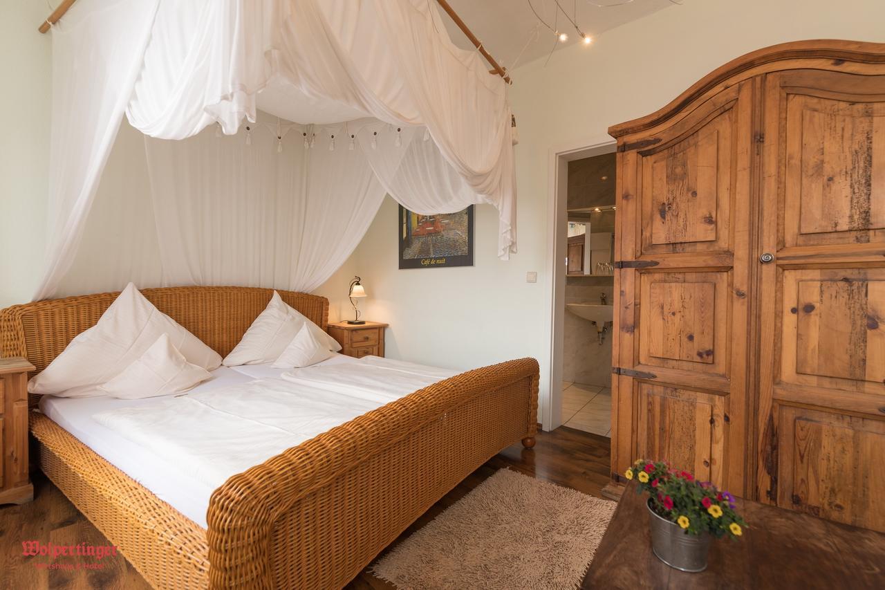 Wirtshaus Wolpertinger Hotel Бад Кройцнах Екстериор снимка